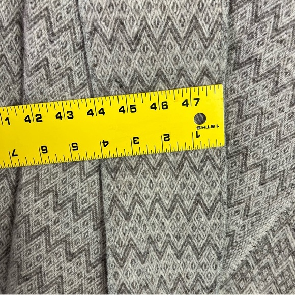 CONFECCIONES ARTILANA 100%Wool Poncho Cape Fringed Hem and Tie Neckline - Picture 10 of 16